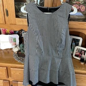 White House Black Market top